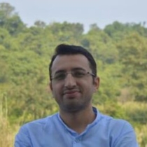 DR AKASH